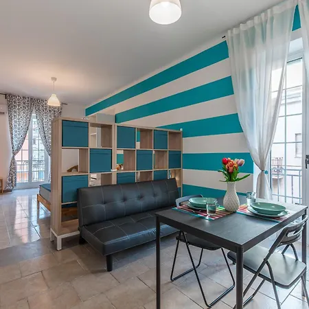 Fc158 - Luminosa Mini-casa A * Bari